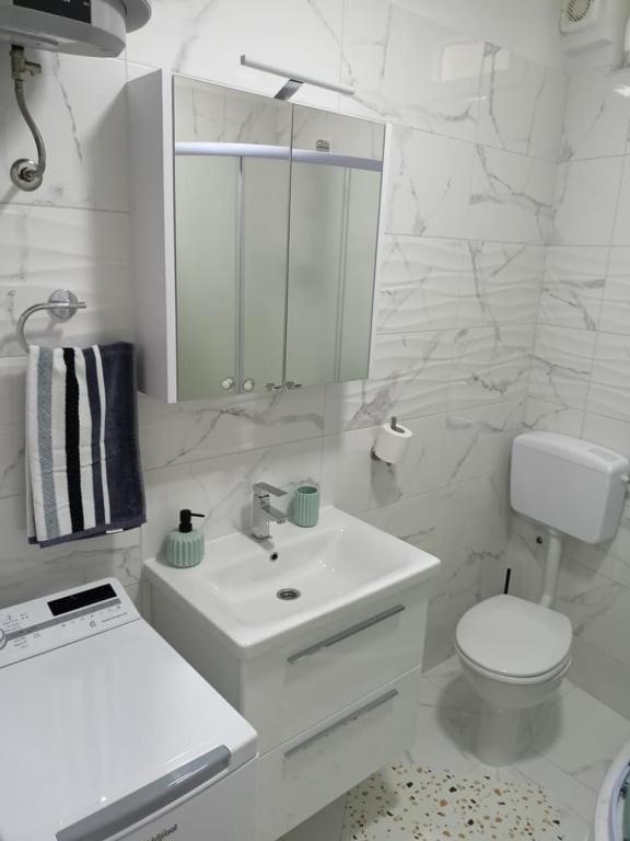 Apartament Studio Apartman Maria Kaštela Zewnętrze zdjęcie